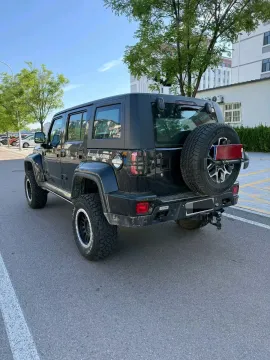 2018 Beijing BJ40 2.3T 250HP L4 6AT