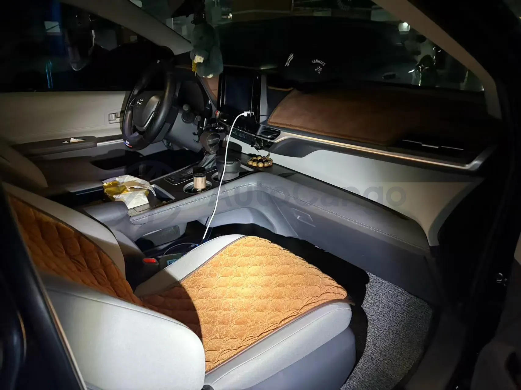 2021 Toyota Sienna 2.5L 192HP L4 E-CVT Hybrid,autocango,china used car exporter,china ev exporter,chinese used car exporter,chinese used ev exporter