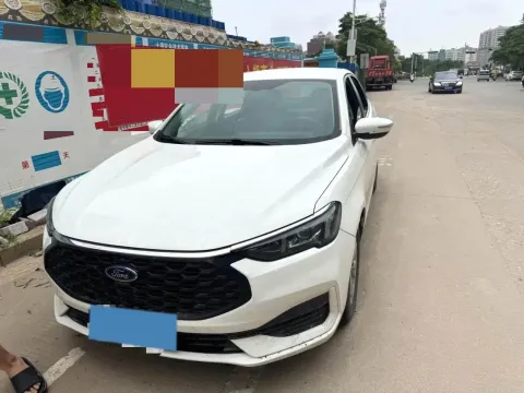 2021 FORD ESCORT,autocango,china used car exporter,china ev exporter,chinese used car exporter,chinese used ev exporter