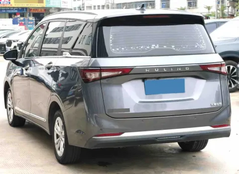 2022 WuLing JiaChen 1.5L 99HP L4 6MT