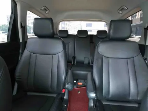 2022 WuLing JiaChen 1.5L 99HP L4 6MT