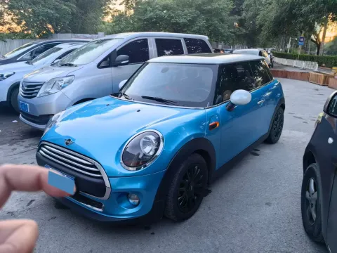 2019 MINI MINI,autocango,china used car exporter,china ev exporter,chinese used car exporter,chinese used ev exporter