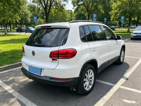 2017 Haval H9 2.0T 190HP L4 8AT,autocango,china used car exporter,china ev exporter,chinese used car exporter,chinese used ev exporter