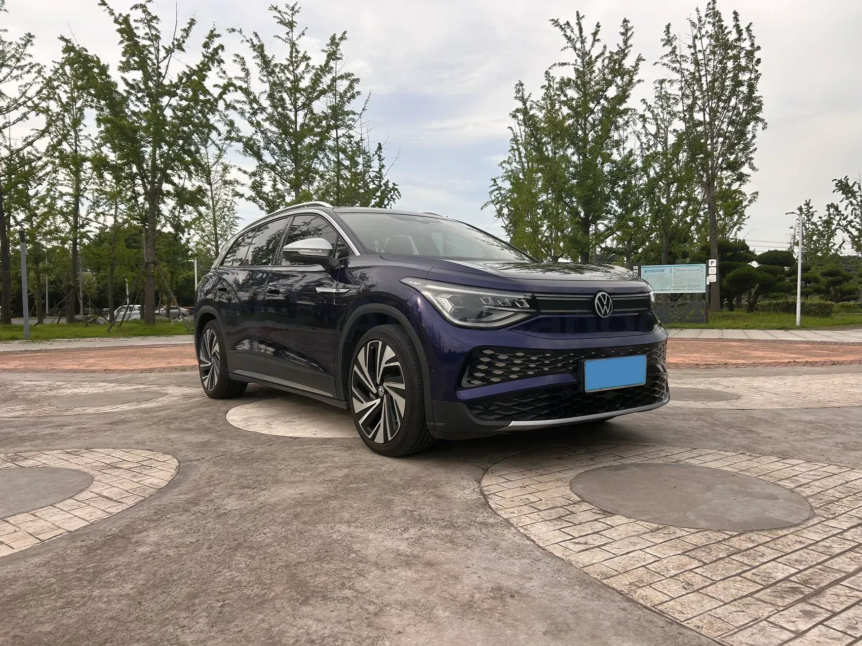 2023 Volkswagen ID.6 X BEV 83.4KWH,autocango,china used car exporter,china ev exporter,chinese used car exporter,chinese used ev exporter