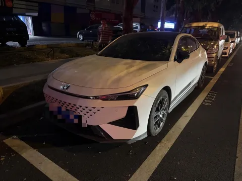 2024 CHANGAN UNI-V,autocango,china used car exporter,china ev exporter,chinese used car exporter,chinese used ev exporter