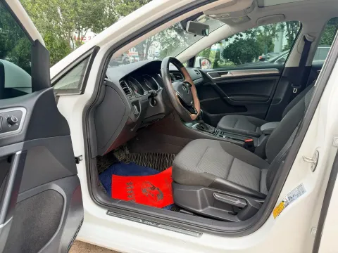 2019 Volkswagen Golf 1.4T 150HP L4 7DCT