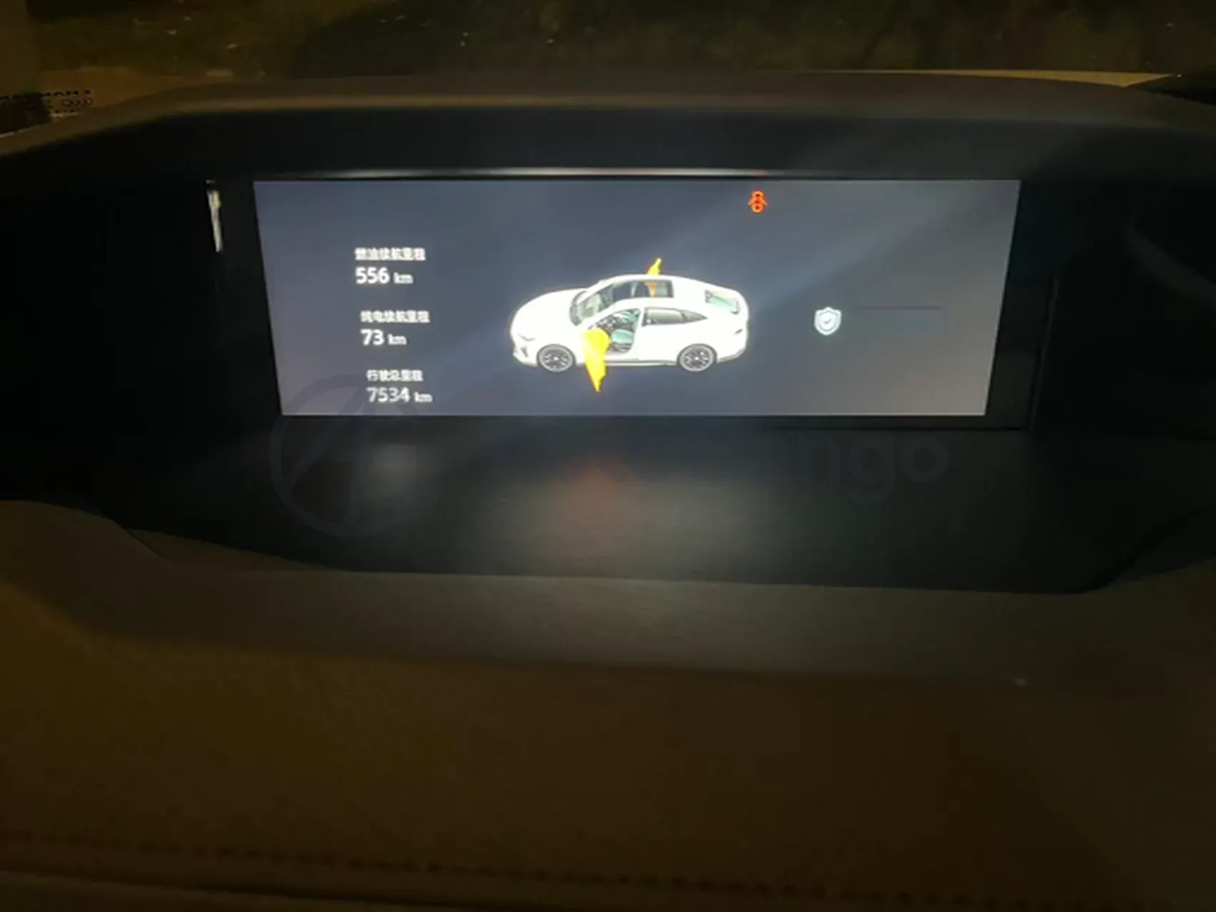 2024 ChangAn UNI-V iDD 1.5L 110HP L4 E-CVT PHEV 18.99KWH,autocango,china used car exporter,china ev exporter,chinese used car exporter,chinese used ev exporter