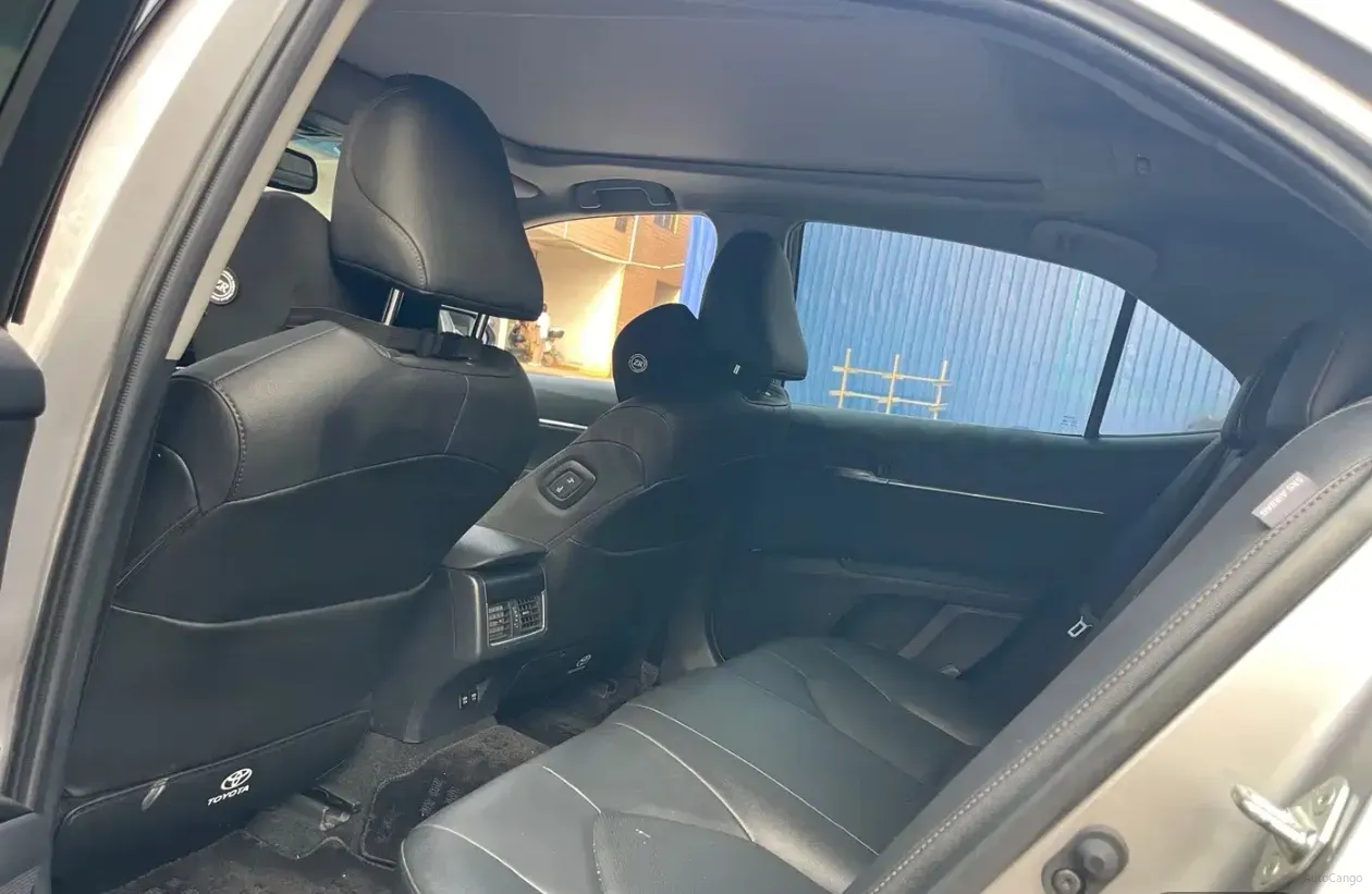 2021 Toyota Camry 2.5L 209HP L4 8AT,autocango,china used car exporter,china ev exporter,chinese used car exporter,chinese used ev exporter