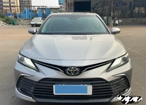 2021 Toyota Camry 2.5L 209HP L4 8AT