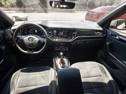 2019 Volkswagen T-Roc 1.4T 150HP L4 7DCT,autocango,china used car exporter,china ev exporter,chinese used car exporter,chinese used ev exporter