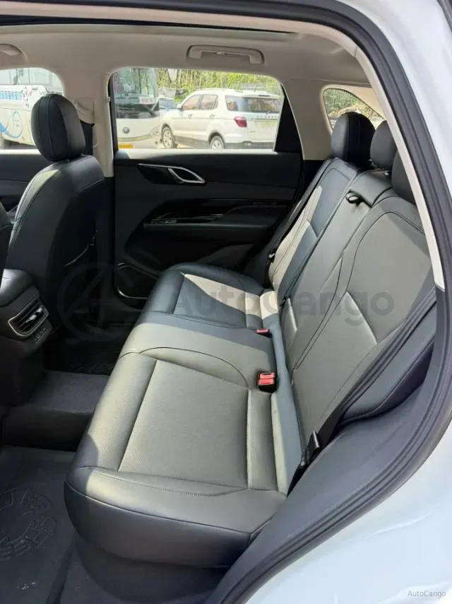 2025 HongQi HS3 1.5T 150HP L4 1DHT PHEV,autocango,china used car exporter,china ev exporter,chinese used car exporter,chinese used ev exporter