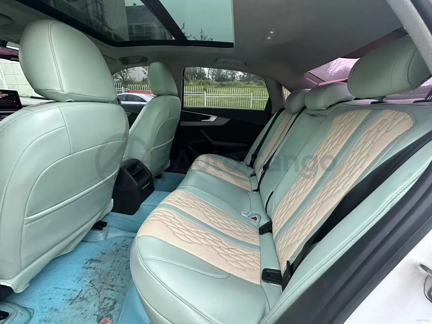 2019 Audi A4L 2.0T 190HP L4 7DCT,autocango,china used car exporter,china ev exporter,chinese used car exporter,chinese used ev exporter
