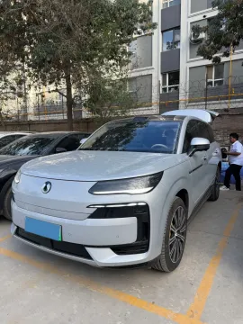 2025 DENZA DENZAN9,autocango,china used car exporter,china ev exporter,chinese used car exporter,chinese used ev exporter