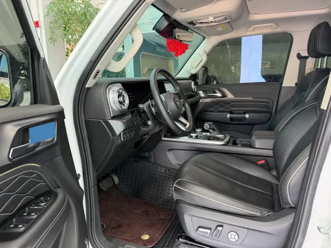 2023 Tank 300 2.0T 227HP L4 8AT,autocango,china used car exporter,china ev exporter,chinese used car exporter,chinese used ev exporter