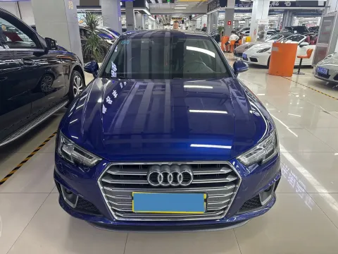 2019 Audi A4L 2.0T 190HP L4 7DCT,autocango,china used car exporter,china ev exporter,chinese used car exporter,chinese used ev exporter