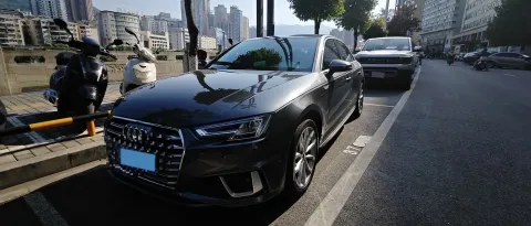 2019 AUDI A4L,autocango,china used car exporter,china ev exporter,chinese used car exporter,chinese used ev exporter