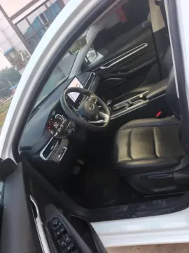 2025 Geely Emgrand 1.5L 127HP L4 CVT