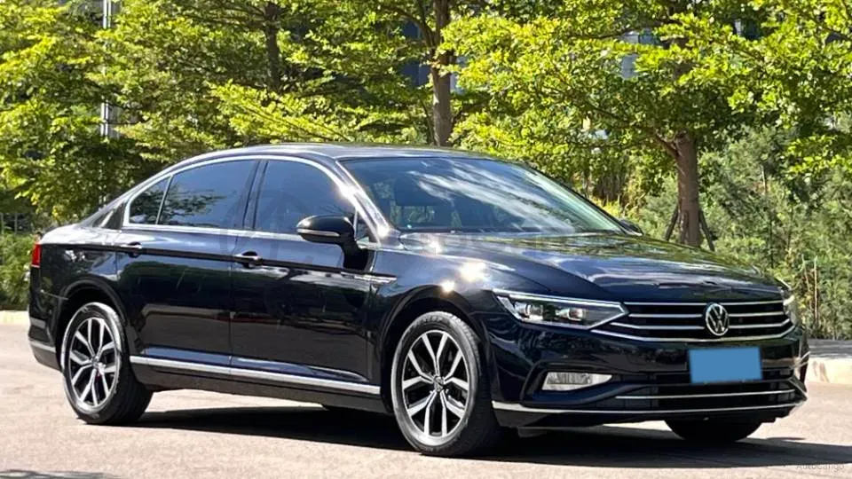 2020 Volkswagen Magotan 2.0T 186HP L4 7DCT,autocango,china used car exporter,china ev exporter,chinese used car exporter,chinese used ev exporter