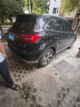 2019 HongQi HS5 2.0T 224HP L4 6AT