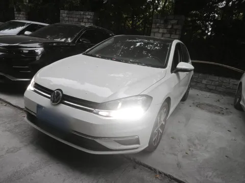 2019 VOLKSWAGEN GOLF,autocango,china used car exporter,china ev exporter,chinese used car exporter,chinese used ev exporter