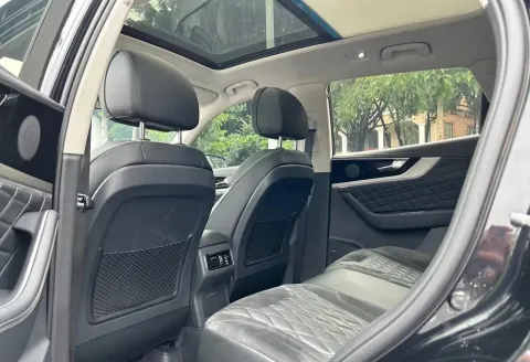 2019 HongQi HS5 2.0T 224HP L4 6AT