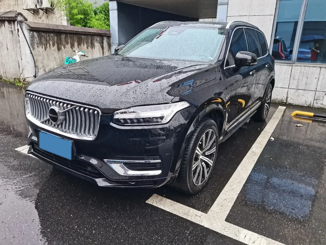 2023 Volvo XC90 2.0T 299HP L4 8AT,autocango,china used car exporter,china ev exporter,chinese used car exporter,chinese used ev exporter