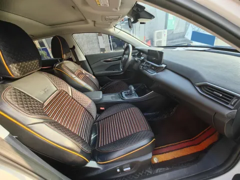 2020 DongFeng Aeolus YiXuan 1.5T 150HP L4 6DCT