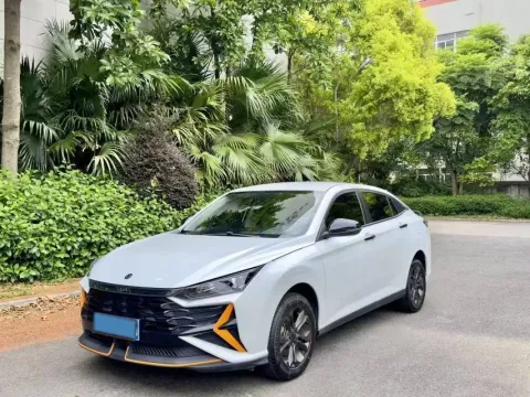 2024 DONGFENG AEOLUS YIXUAN MAX,autocango,china used car exporter,china ev exporter,chinese used car exporter,chinese used ev exporter