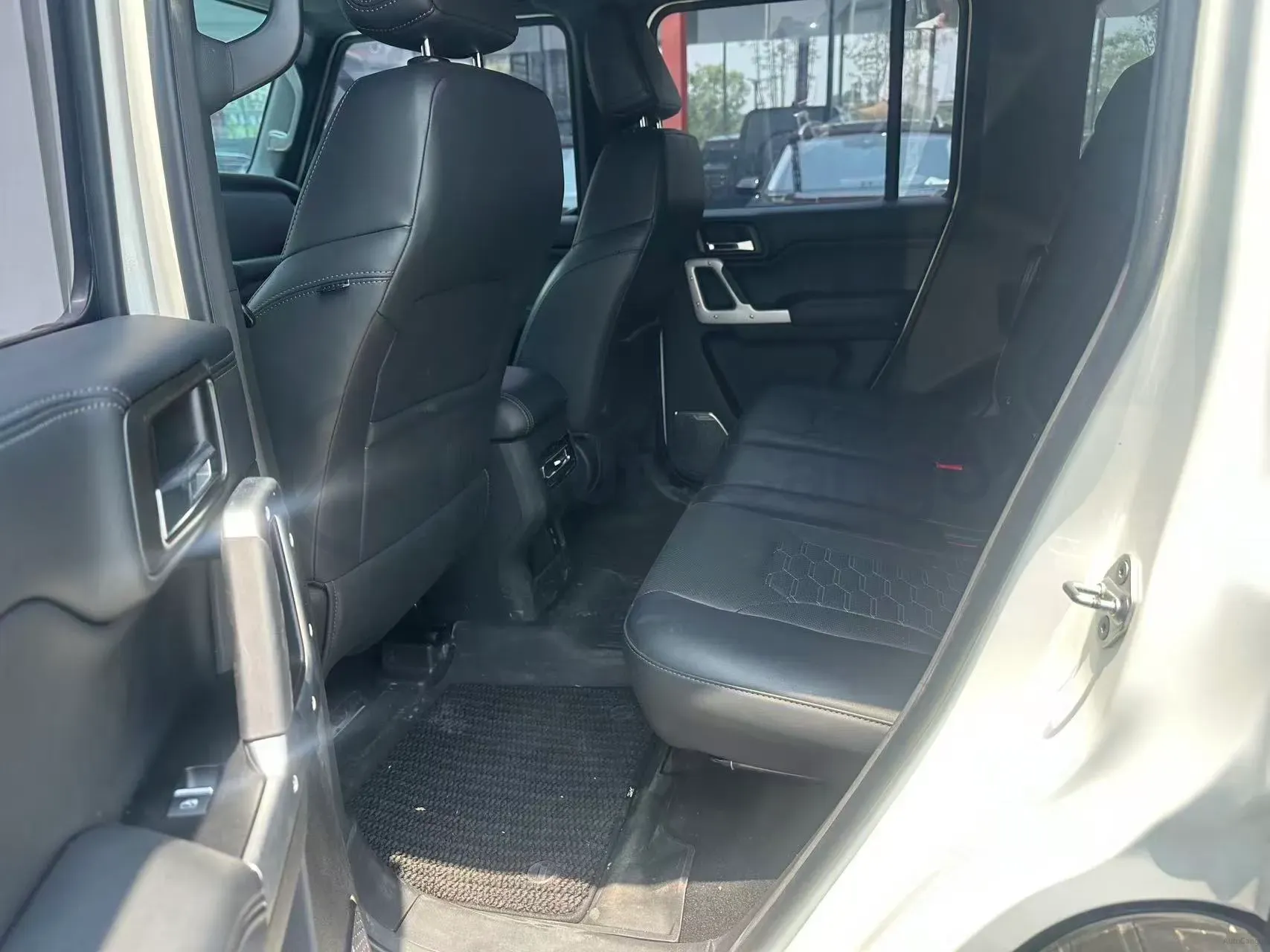 2024 212 212 T01 2.0T 252HP L4 8AT,autocango,china used car exporter,china ev exporter,chinese used car exporter,chinese used ev exporter