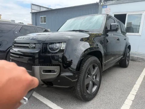 2024 LAND ROVER DEFENDER,autocango,china used car exporter,china ev exporter,chinese used car exporter,chinese used ev exporter