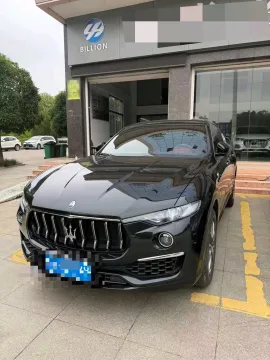 2022 MASERATI LEVANTE,autocango,china used car exporter,china ev exporter,chinese used car exporter,chinese used ev exporter
