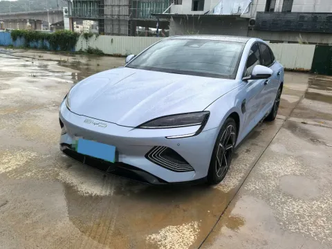 2022 AITO AITO M5,autocango,china used car exporter,china ev exporter,chinese used car exporter,chinese used ev exporter