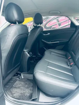 2021 Hyundai La Festa 1.6T 204HP L4 7DCT,autocango,china used car exporter,china ev exporter,chinese used car exporter,chinese used ev exporter