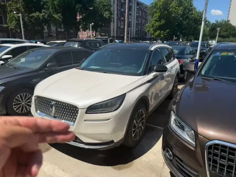 2021 LINCOLN CORSAIR,autocango,china used car exporter,china ev exporter,chinese used car exporter,chinese used ev exporter