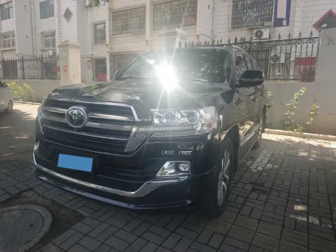 2018 LAND ROVER RANGE ROVER EVOQUE,autocango,china used car exporter,china ev exporter,chinese used car exporter,chinese used ev exporter