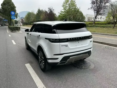 2023 Land Rover Range Rover Evoque 2.0T 249HP L4 9AT