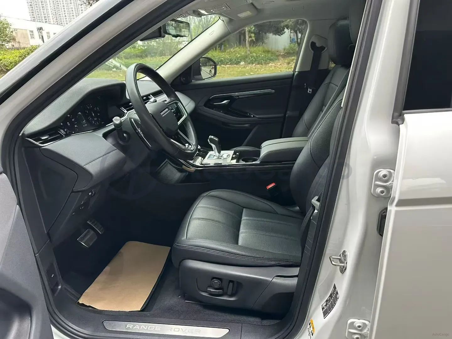 2023 Land Rover Range Rover Evoque 2.0T 249HP L4 9AT,autocango,china used car exporter,china ev exporter,chinese used car exporter,chinese used ev exporter