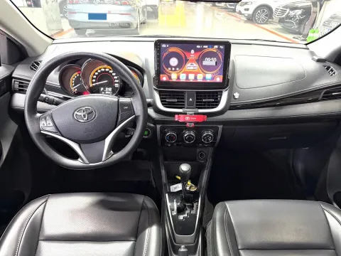 2022 Toyota Yaris L 1.5L 112HP L4 CVT