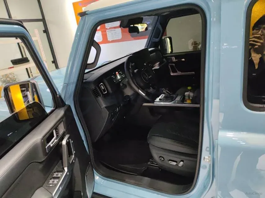 2025 212 212 T01 2.0T 252HP L4 8AT,autocango,china used car exporter,china ev exporter,chinese used car exporter,chinese used ev exporter