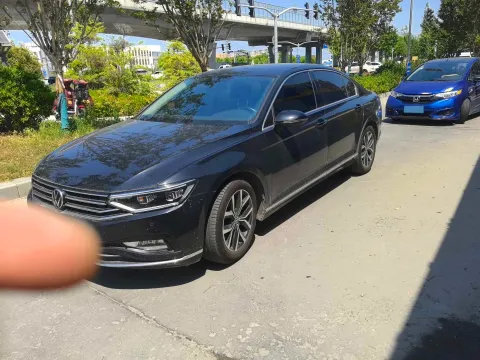 2020 VOLKSWAGEN MAGOTAN,autocango,china used car exporter,china ev exporter,chinese used car exporter,chinese used ev exporter