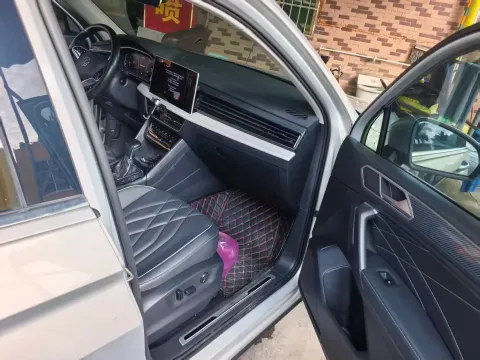 2022 Toyota Wildlander 2.5L 178HP L4 E-CVT Hybrid,autocango,china used car exporter,china ev exporter,chinese used car exporter,chinese used ev exporter