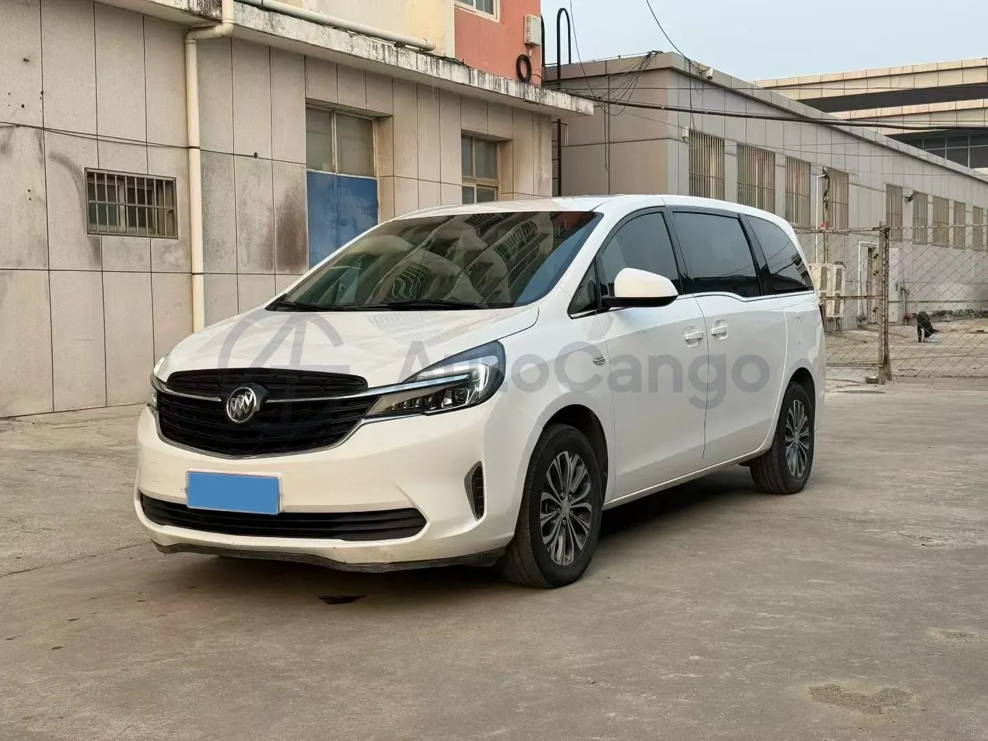 2022 Buick GL8 2.0T 237HP L4 9AT,autocango,china used car exporter,china ev exporter,chinese used car exporter,chinese used ev exporter