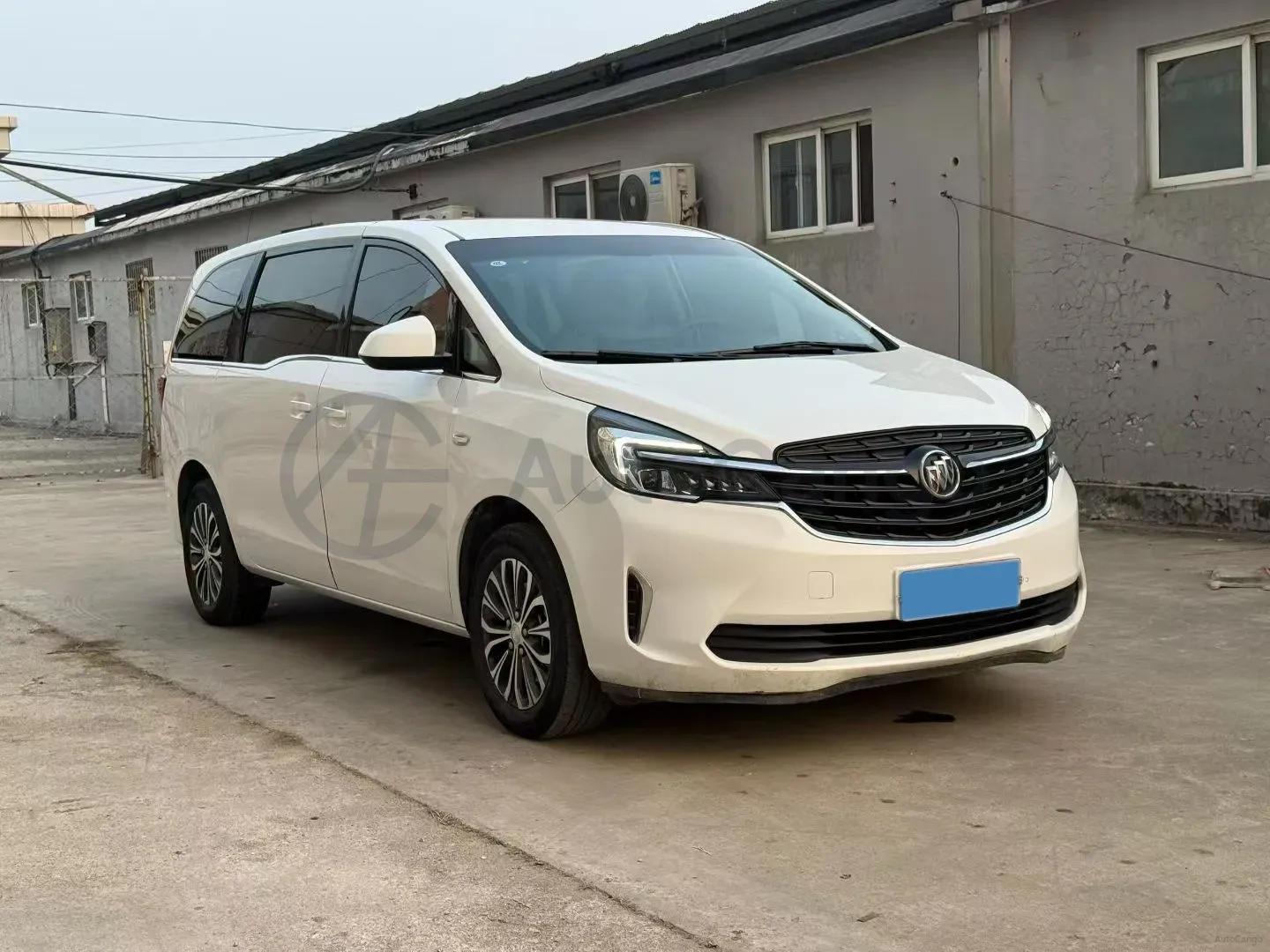 2022 Buick GL8 2.0T 237HP L4 9AT,autocango,china used car exporter,china ev exporter,chinese used car exporter,chinese used ev exporter
