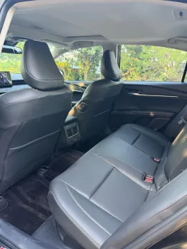 2025 Toyota Camry 2.0L 152HP L4 E-CVT Hybrid