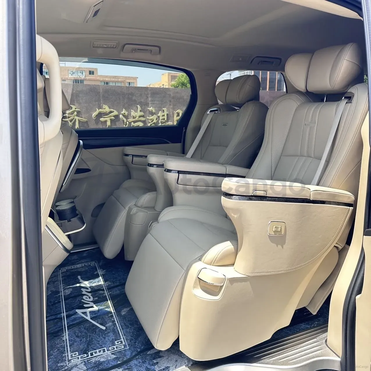 2023 Buick GL8 2.0T 237HP L4 9AT,autocango,china used car exporter,china ev exporter,chinese used car exporter,chinese used ev exporter