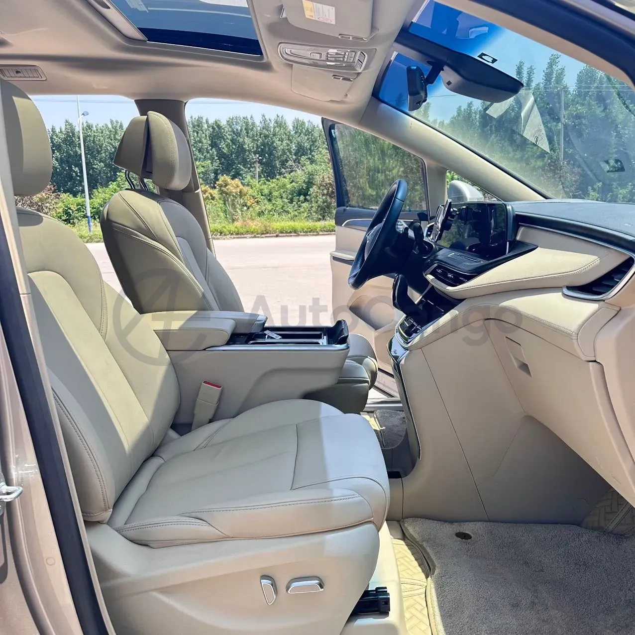 2023 Buick GL8 2.0T 237HP L4 9AT,autocango,china used car exporter,china ev exporter,chinese used car exporter,chinese used ev exporter