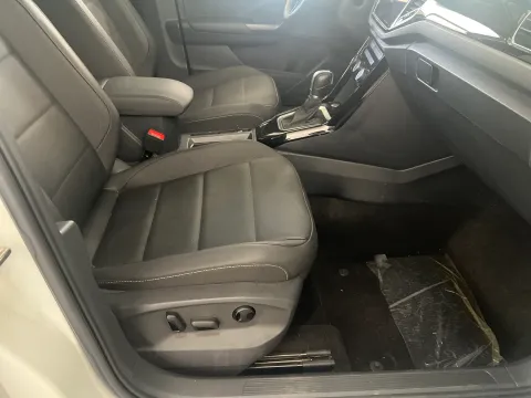 2022 Volkswagen T-Roc 1.4T 150HP L4 7DCT,autocango,china used car exporter,china ev exporter,chinese used car exporter,chinese used ev exporter