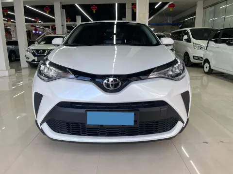 2023 Toyota C-HR 2.0L 171HP L4 CVT