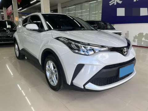 2023 Toyota C-HR 2.0L 171HP L4 CVT