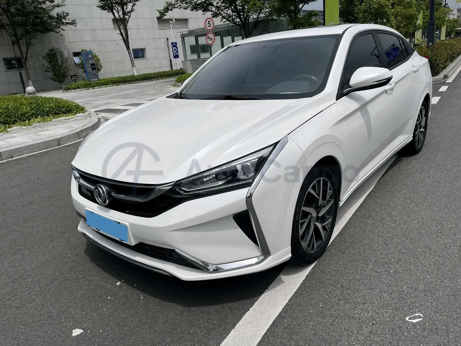 2020 DongFeng Aeolus YiXuan 1.5T 150HP L4 6DCT,autocango,china used car exporter,china ev exporter,chinese used car exporter,chinese used ev exporter